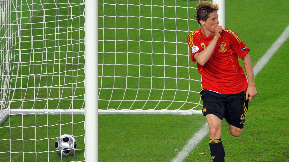 Fernando Torres celebrando el gol contra Alemania en la Eurocopa 2008