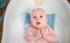 bañar bebé primera vez