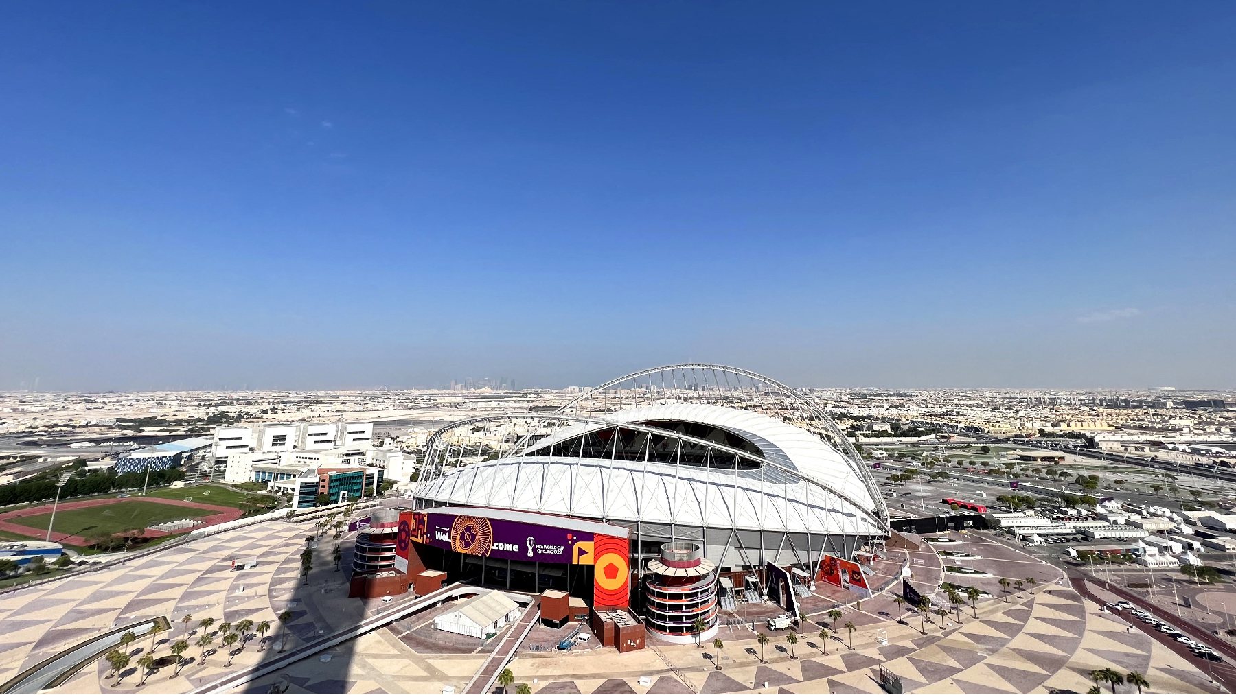 Imagen de uno de los estadios del Mundial de Qatar. (AFP)