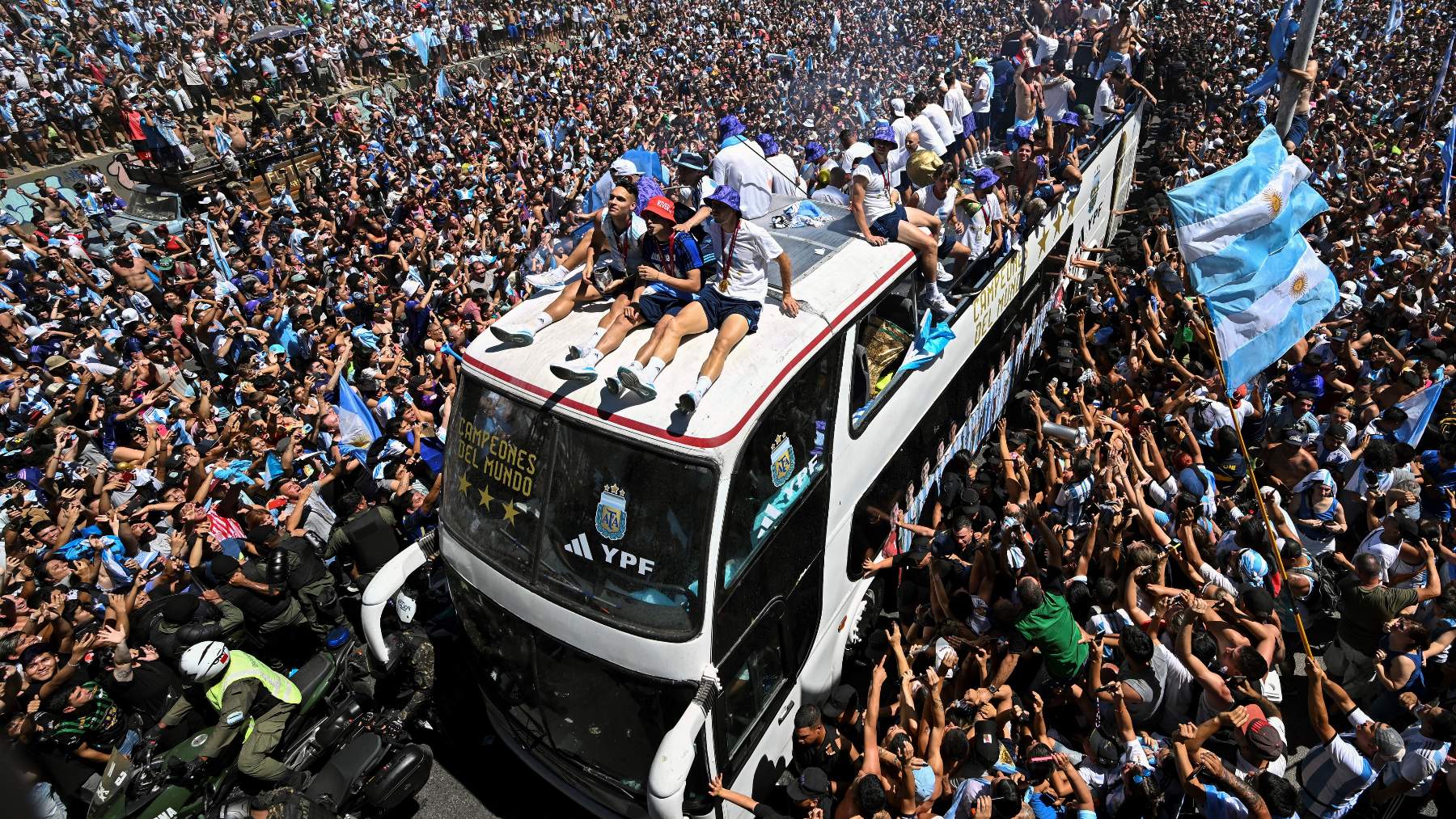 Locura en la celebración de Argentina. (AFP)